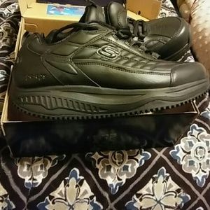 Skechers Shape ups Brand New mens size 10